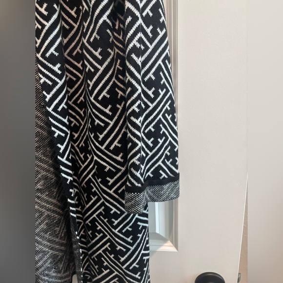 Hannah Adele Longline Open Front Cardigan Black & White | Size L | NWT - Picture 4 of 6